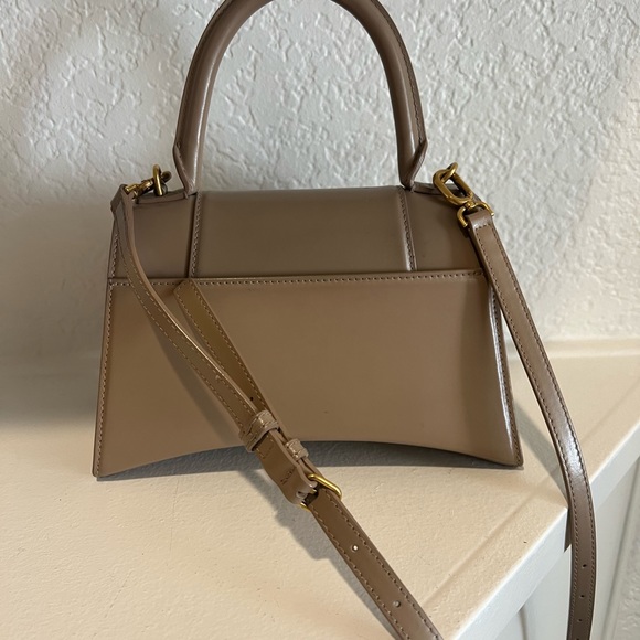 Balenciaga Hourglass Small Handbag in beige shiny box calfskin, gold hardware - Picture 3 of 5